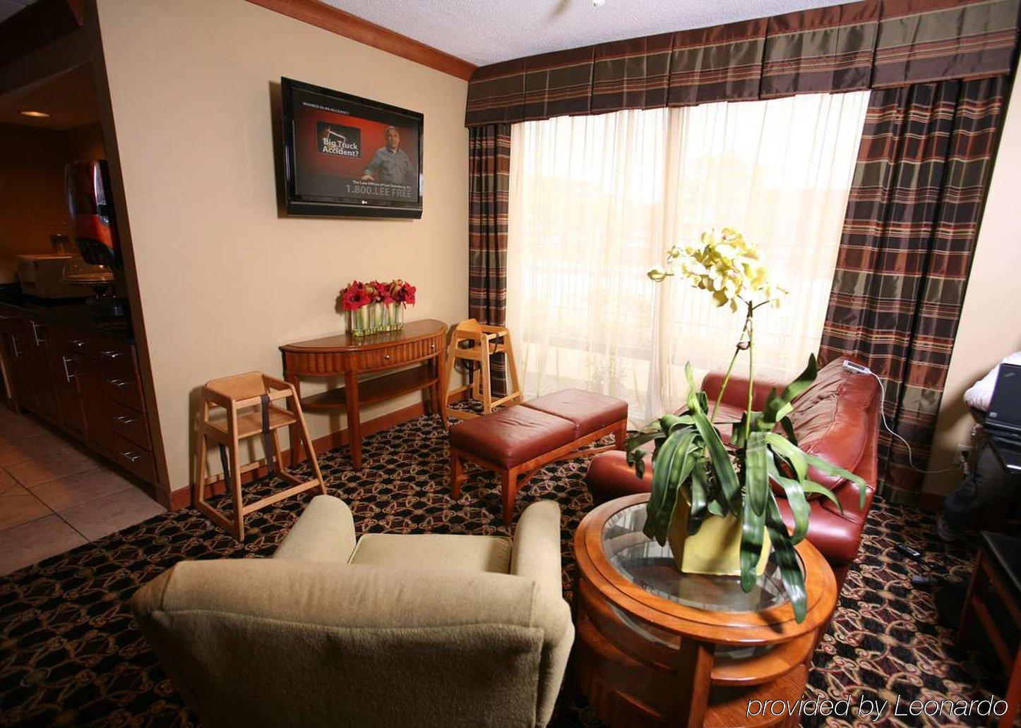 Hampton Inn Detroit Northville Bilik gambar