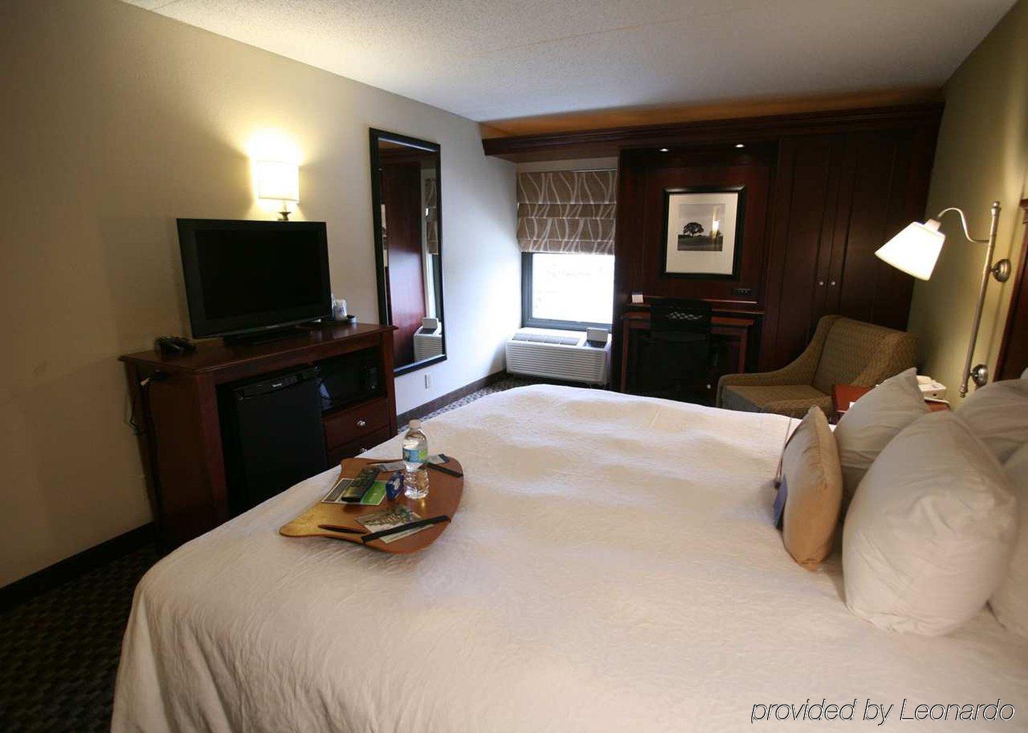 Hampton Inn Detroit Northville Bilik gambar